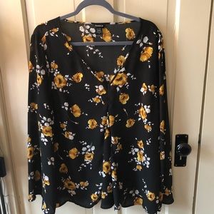 Torrid Dark Floral Hippy Boho Blouse - Size 2 Plus
